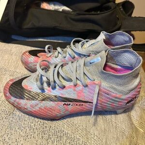 Nike women’s cleats